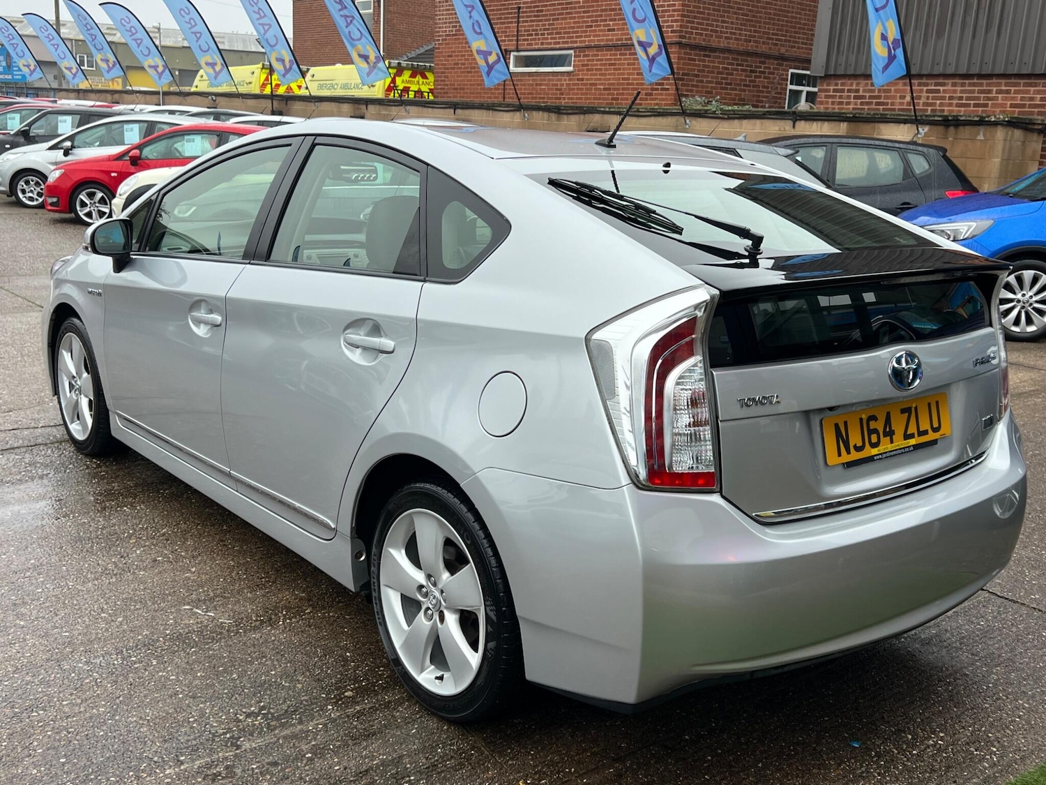 Used Toyota Prius 2014 for sale - 77074582: Photo 11