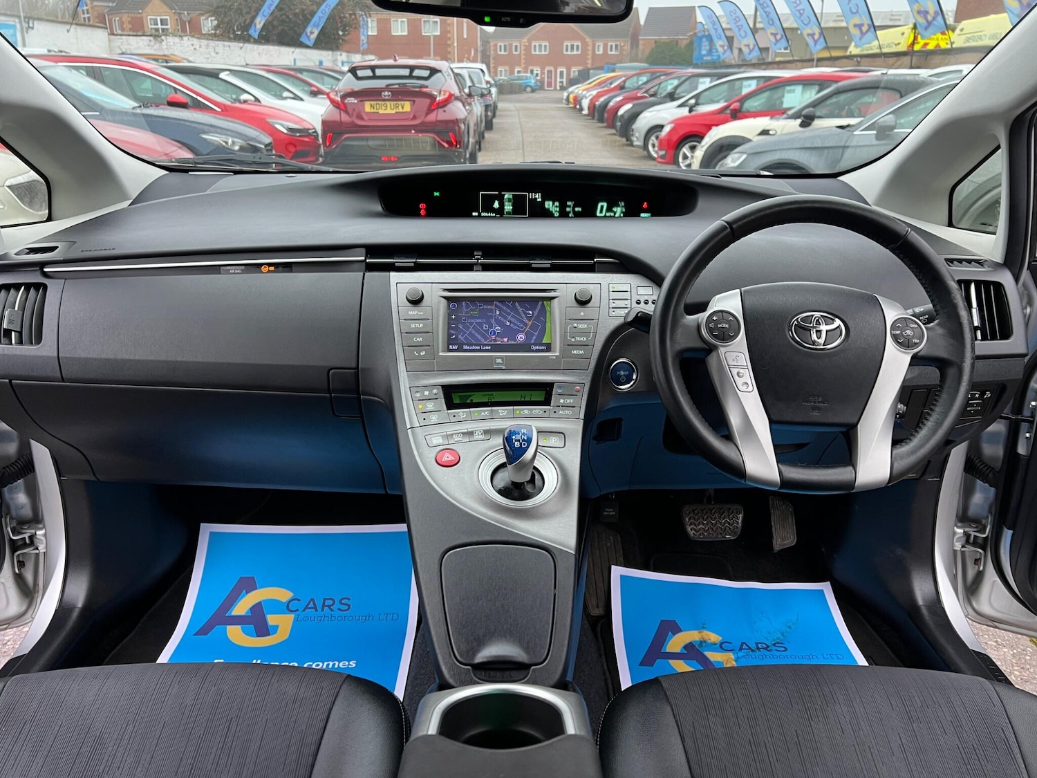 Used Toyota Prius 2014 for sale - 77074582: Photo 2