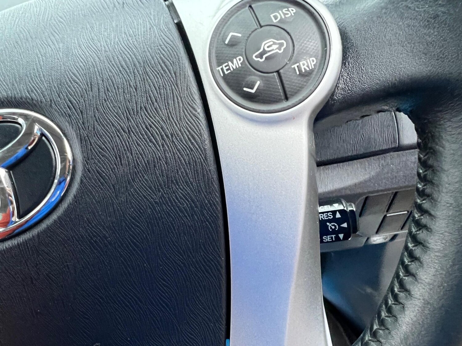 Used Toyota Prius 2014 for sale - 77074582: Photo 34