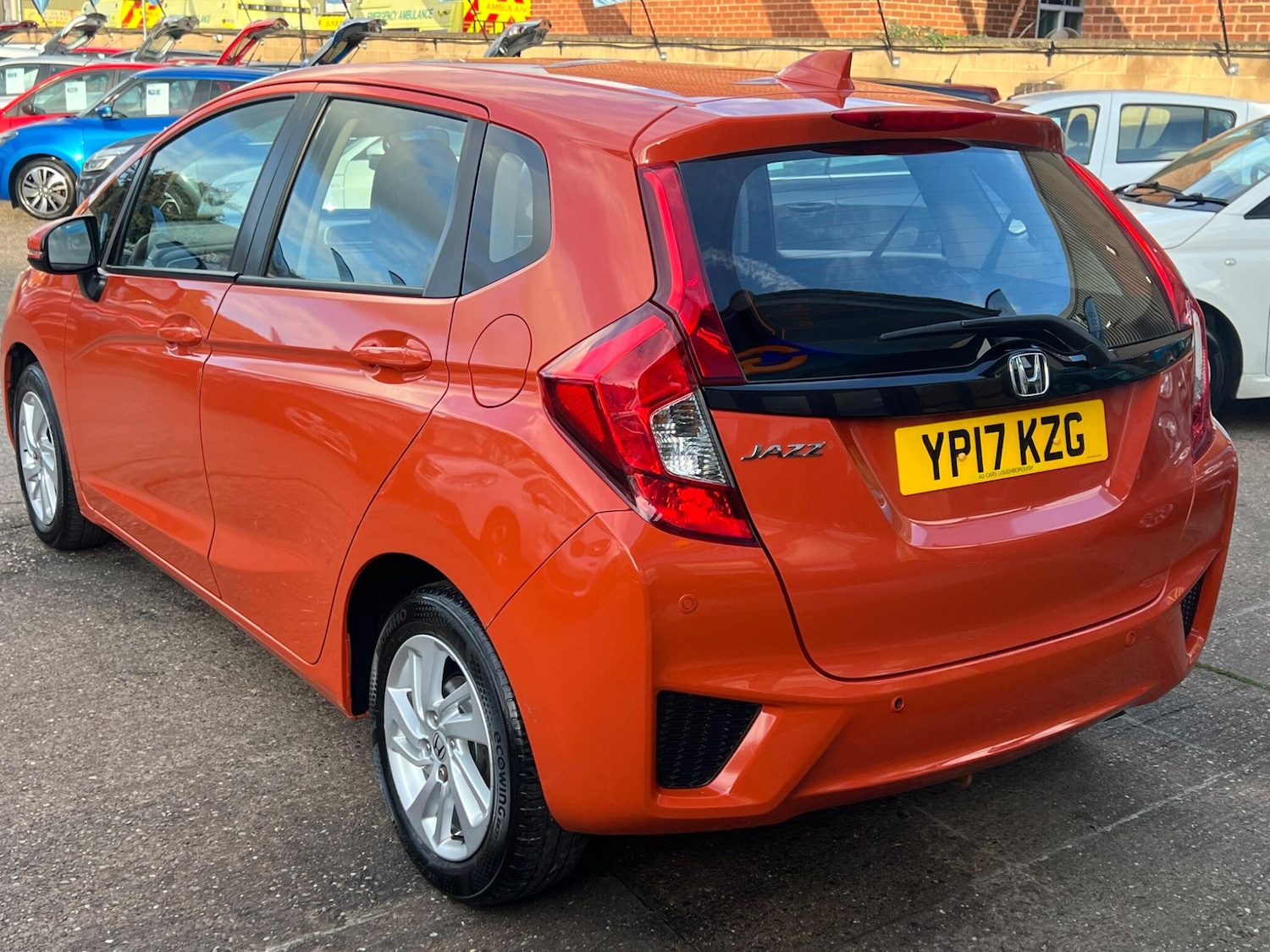 Used Honda Jazz 2017 for sale - 76422992: Photo 11