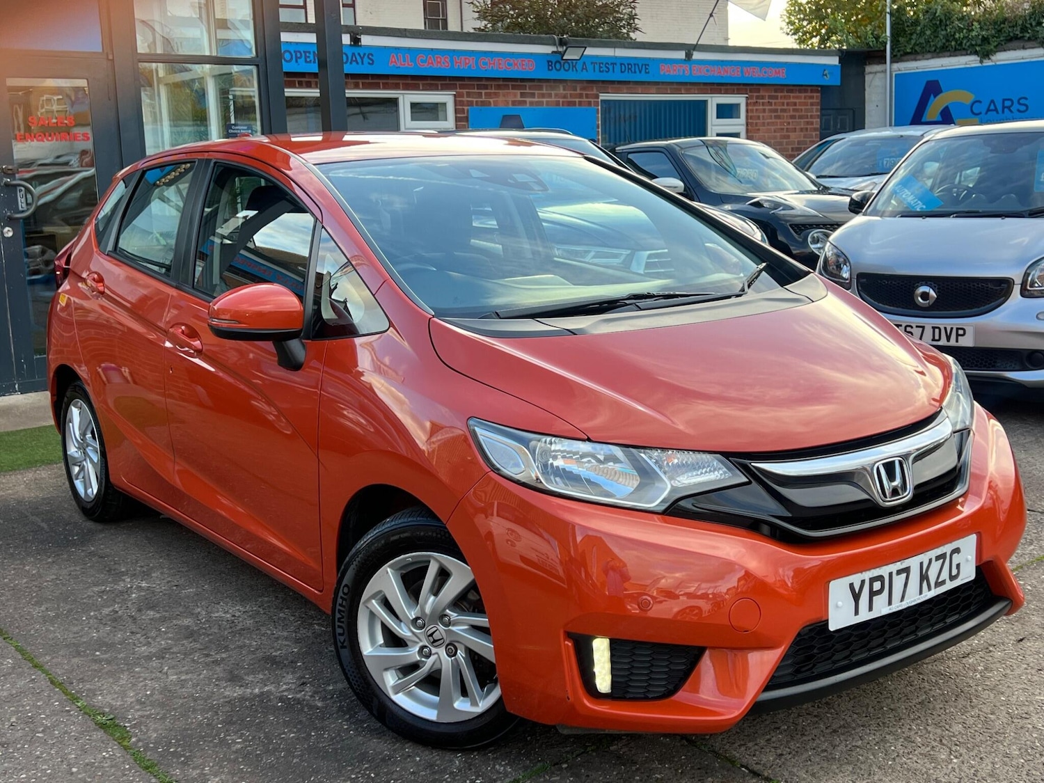 Used Honda Jazz 2017 for sale - 76422992: Photo 13