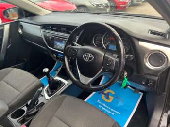Used Toyota Auris 2015 for sale - 75141342: Photo