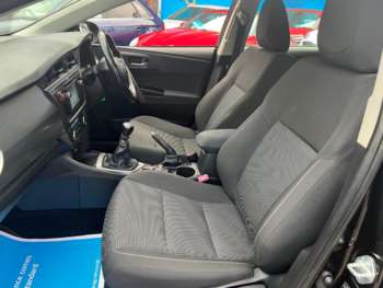 Used Toyota Auris 2015 for sale - 75141342: Photo