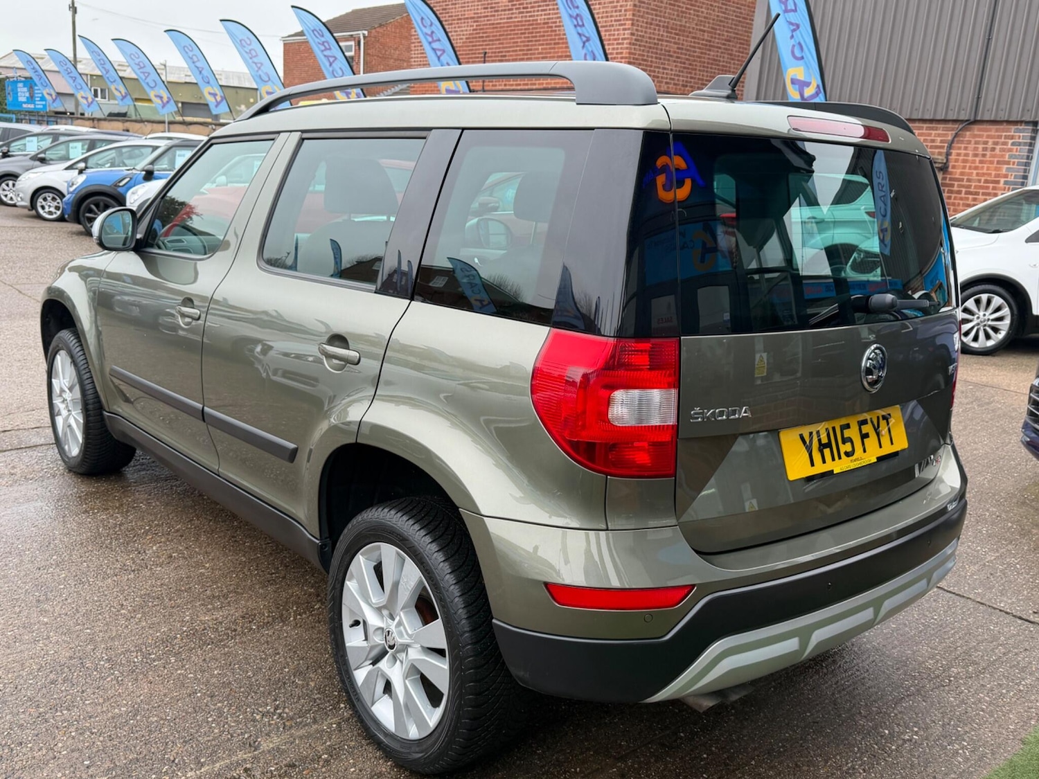 Used Skoda Yeti 2015 for sale - 77120451: Photo 17