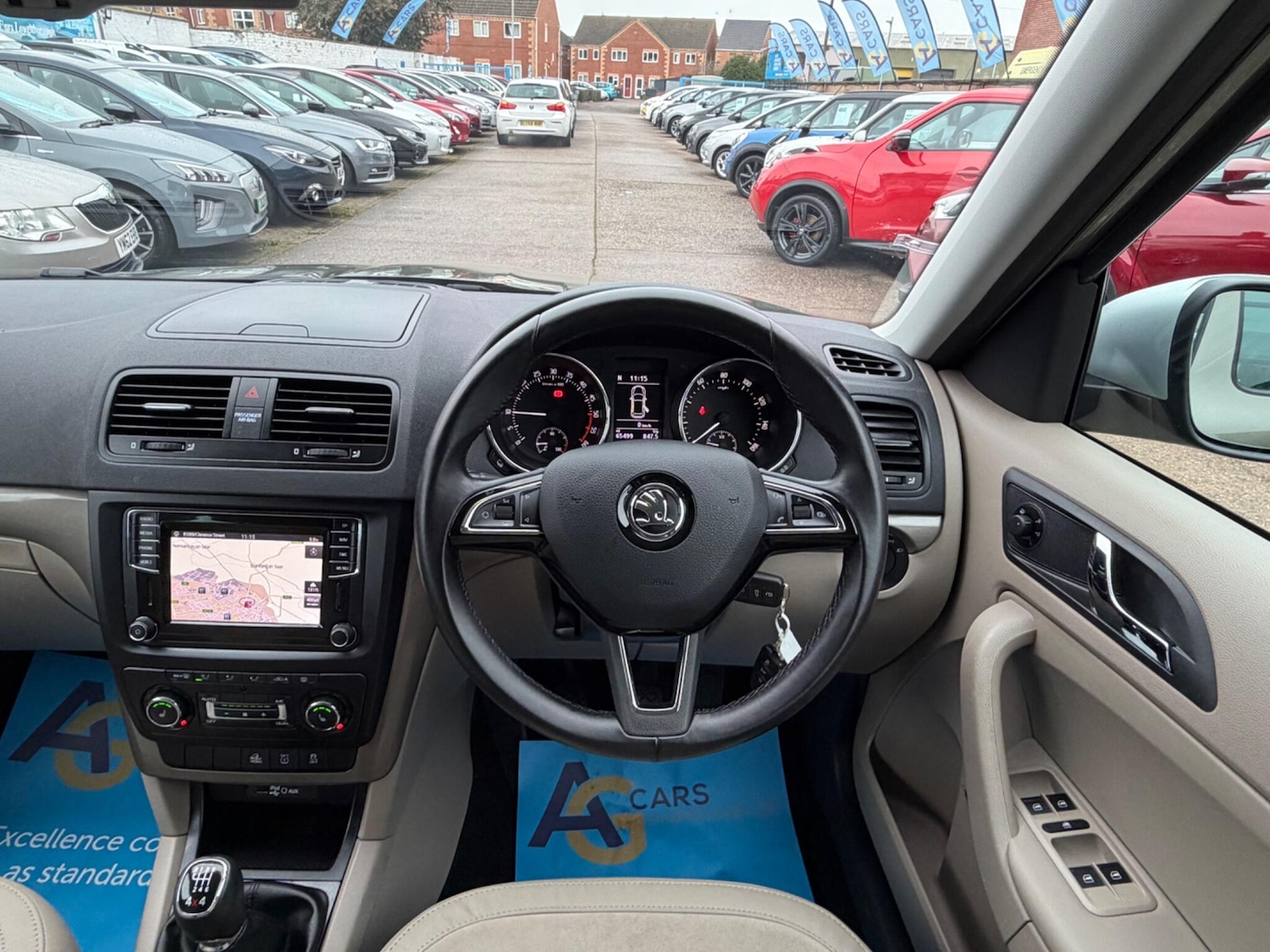 Used Skoda Yeti 2015 for sale - 77120451: Photo 25