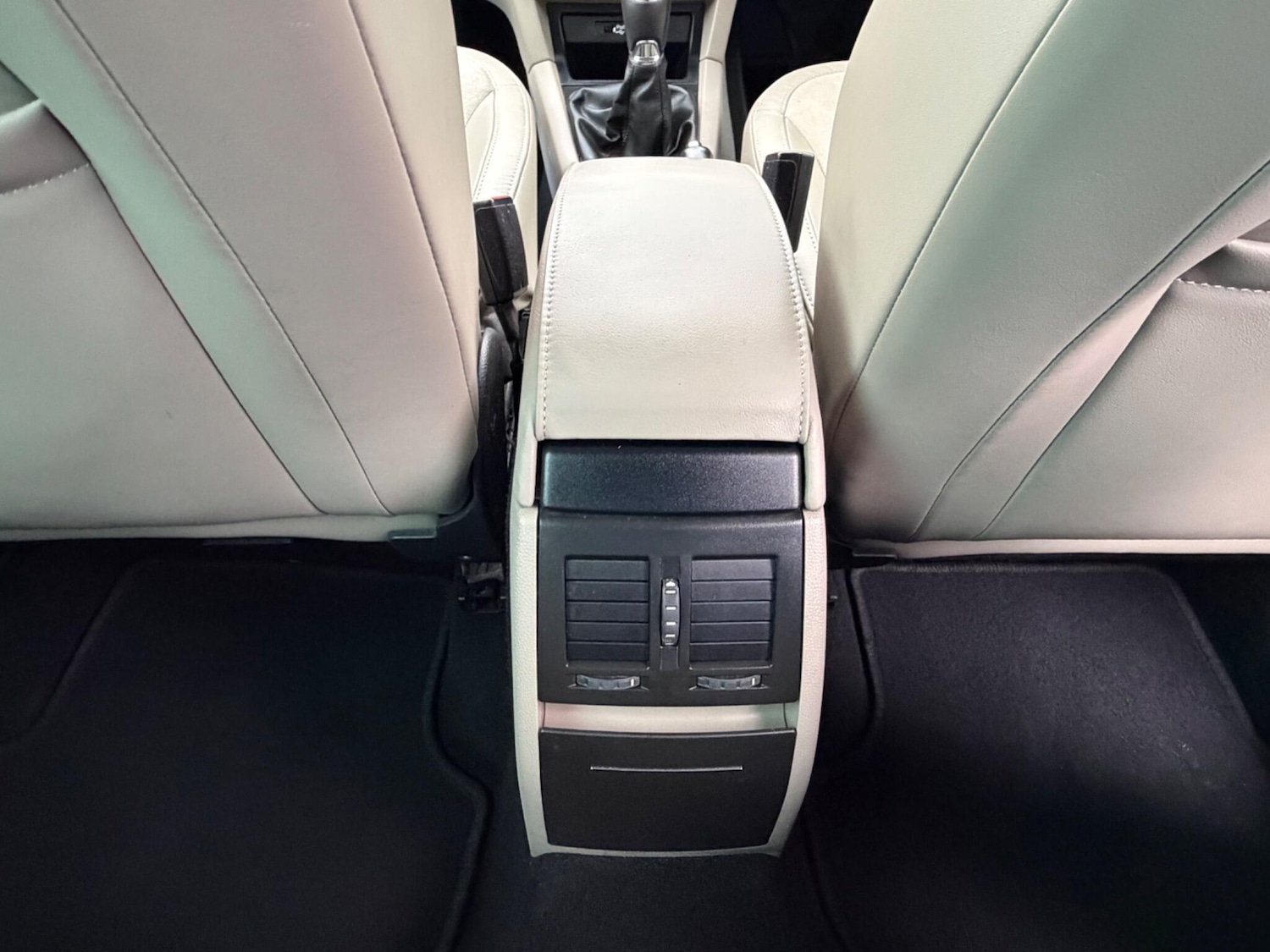 Used Skoda Yeti 2015 for sale - 77120451: Photo 39