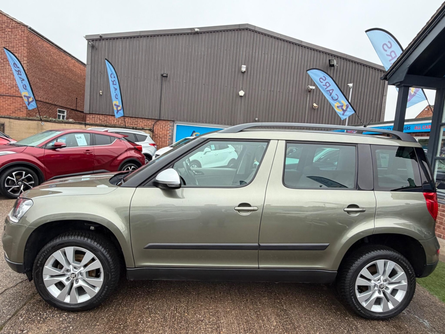 Used Skoda Yeti 2015 for sale - 77120451: Photo 41