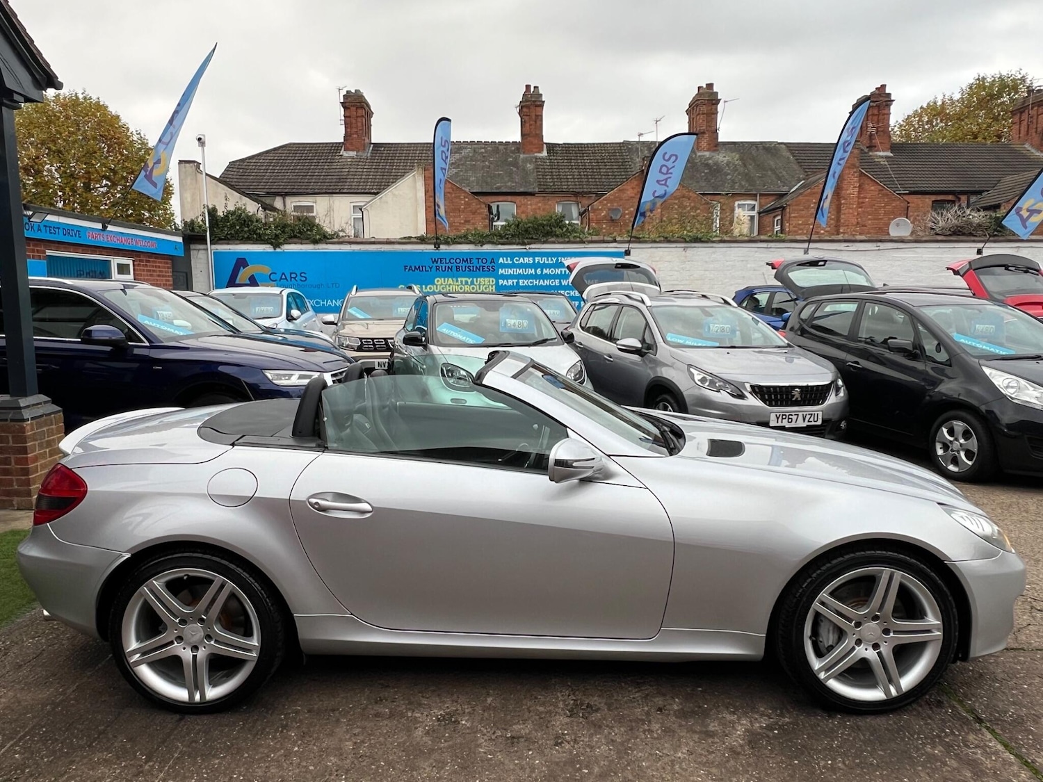 Used Mercedes-Benz SLK 2010 for sale - 76994493: Photo 14