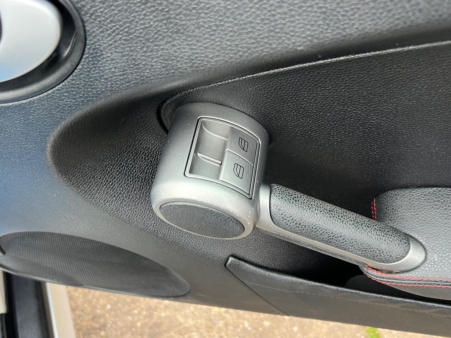 Used Mercedes-Benz SLK 2010 for sale - 76994493: Photo 27