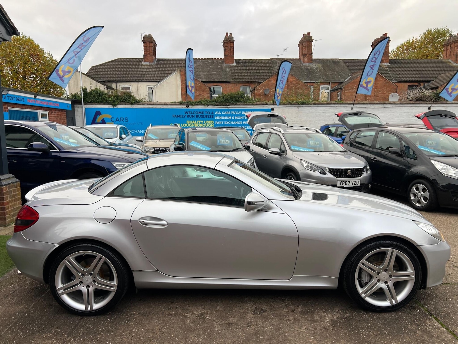 Used Mercedes-Benz SLK 2010 for sale - 76994493: Photo 42