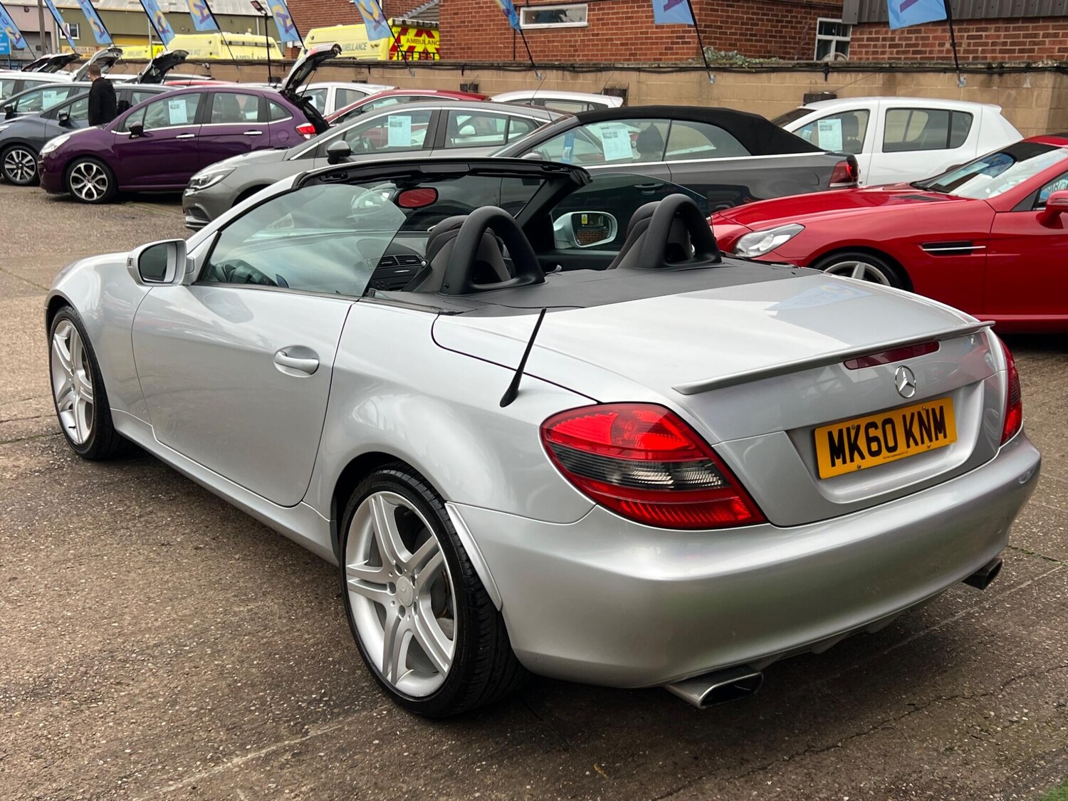 Used Mercedes-Benz SLK 2010 for sale - 76994493: Photo 45