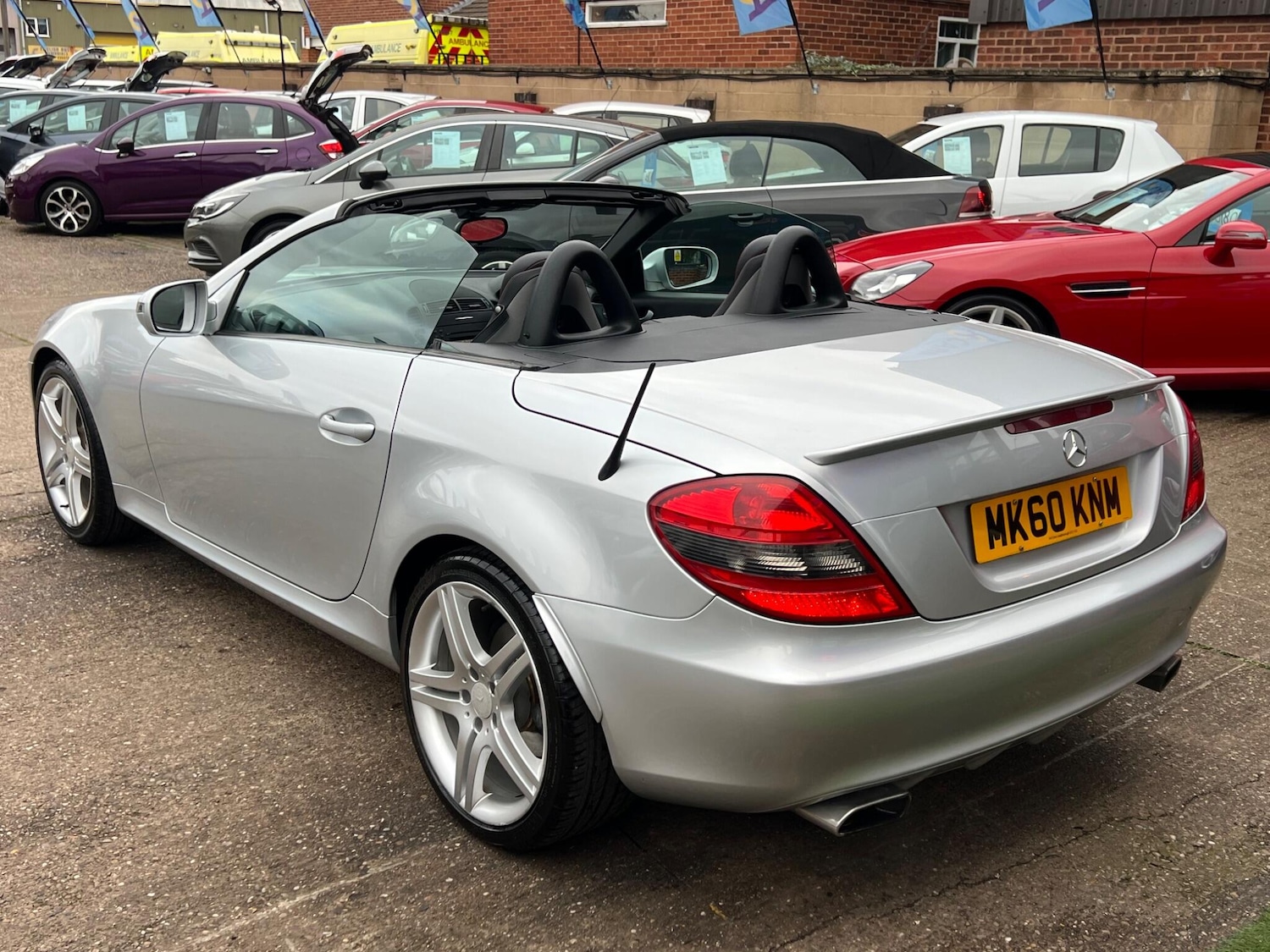 Used Mercedes-Benz SLK 2010 for sale - 76994493: Photo 48