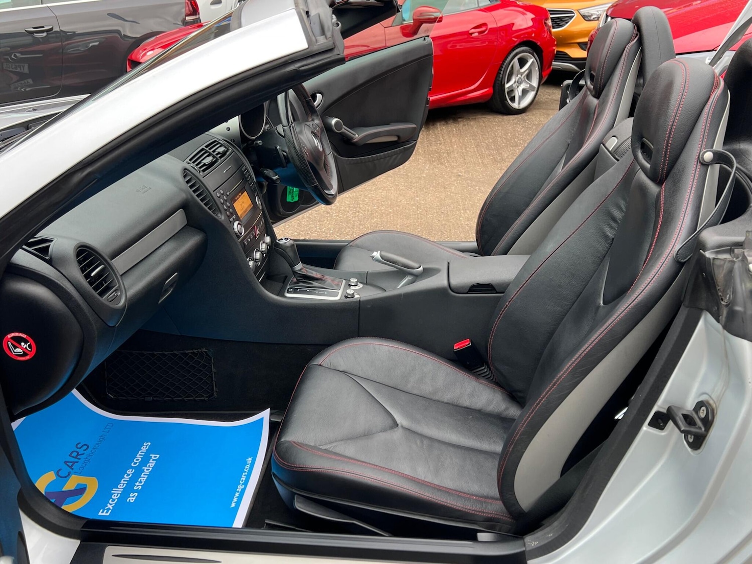 Used Mercedes-Benz SLK 2010 for sale - 76994493: Photo 5