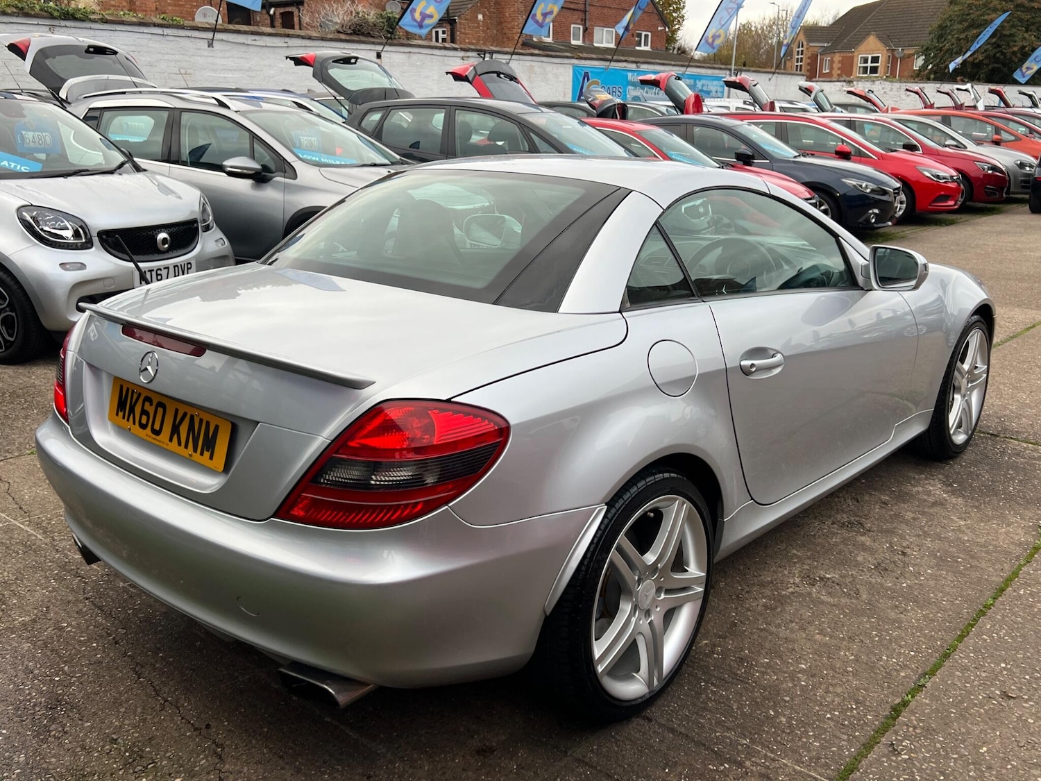 Used Mercedes-Benz SLK 2010 for sale - 76994493: Photo 9