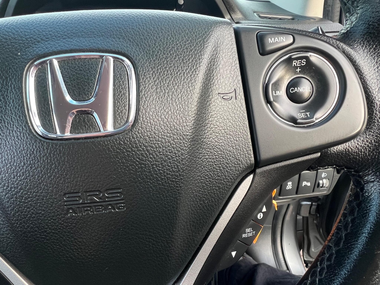 Used Honda CR-V 2018 for sale - 76422737: Photo 26