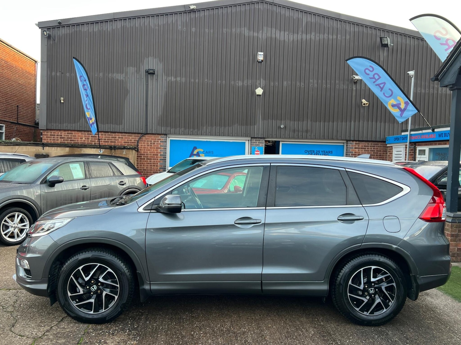 Used Honda CR-V 2018 for sale - 76422737: Photo 9