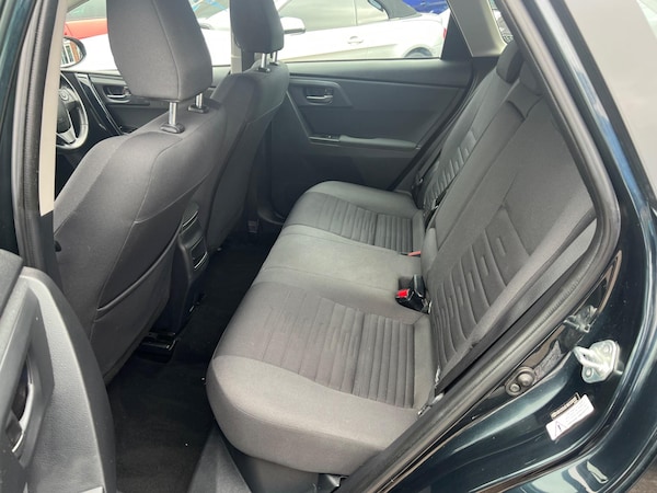 Used Toyota Auris 2016 for sale - 76123083: Photo 5
