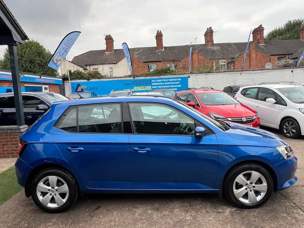 Used Skoda Fabia 2015 for sale - 76282975: Photo 38