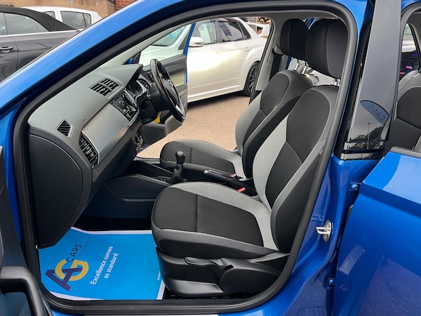 Used Skoda Fabia 2015 for sale - 76282975: Photo 4