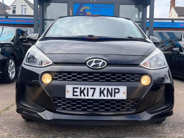 Used Hyundai i10 2017 for sale - 75589097: Photo 43
