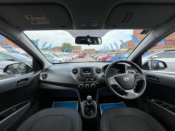 Used Hyundai i10 2017 for sale - 75589097: Photo 57