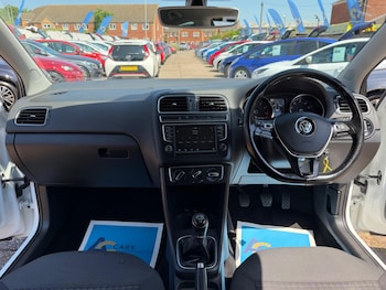 Used Volkswagen Polo 2017 for sale - 79158965: Photo
