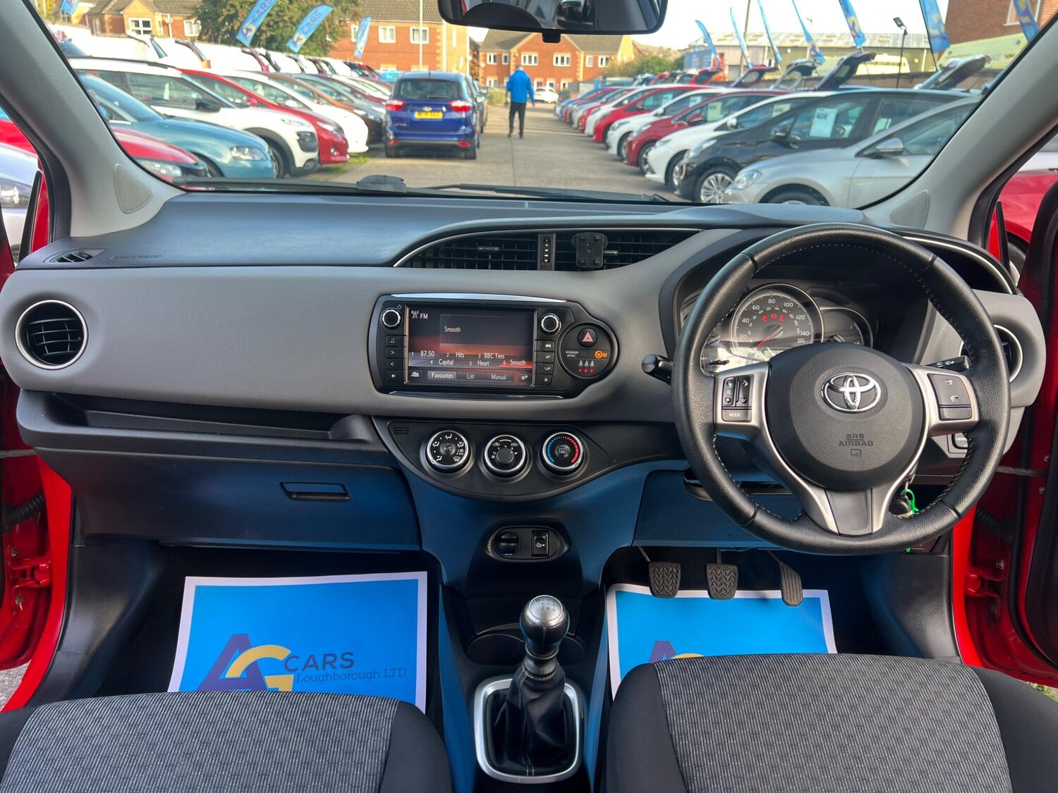 Used Toyota Yaris 2014 for sale - 76041734: Photo 32