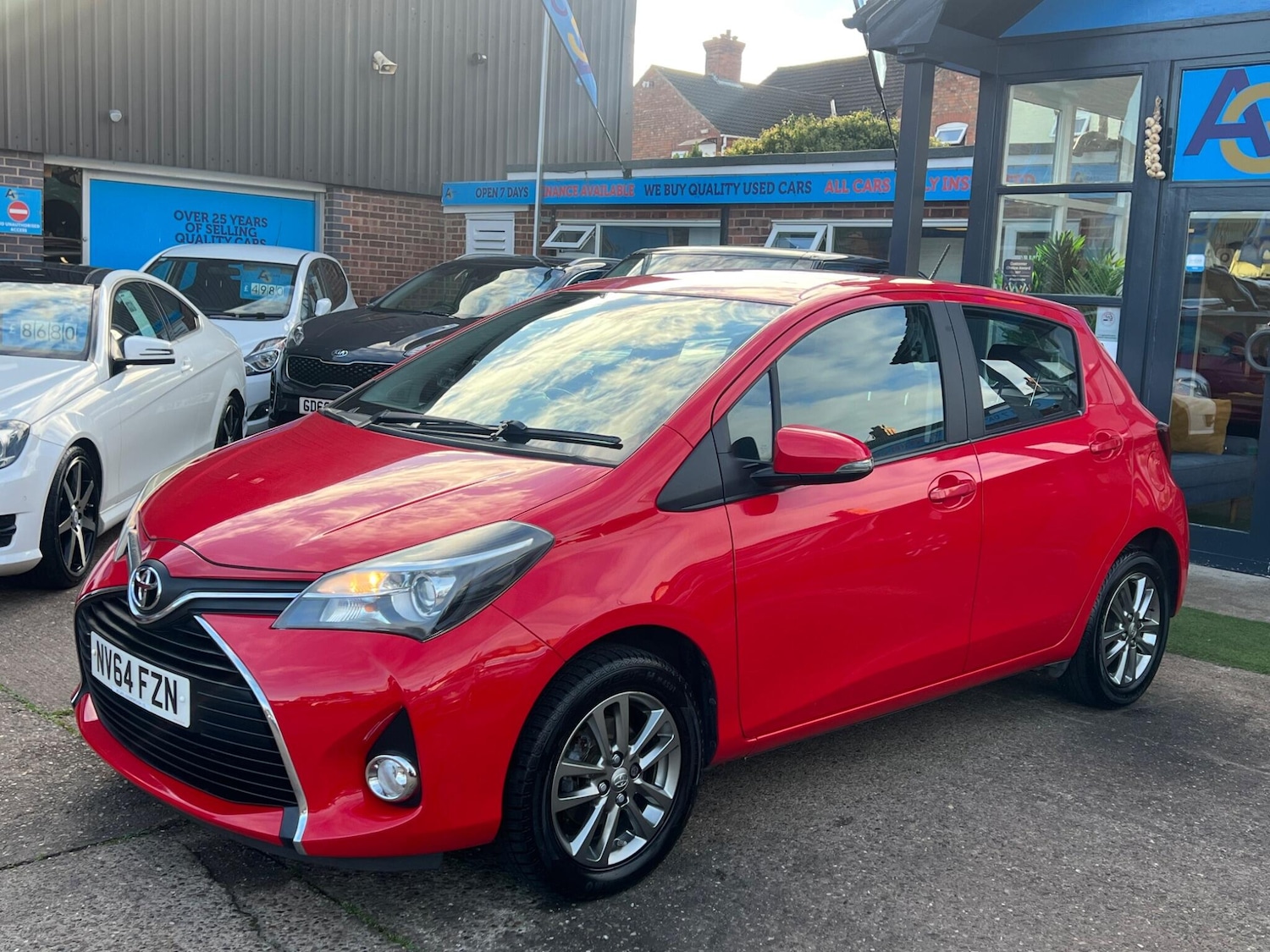 Used Toyota Yaris 2014 for sale - 76041734: Photo 53