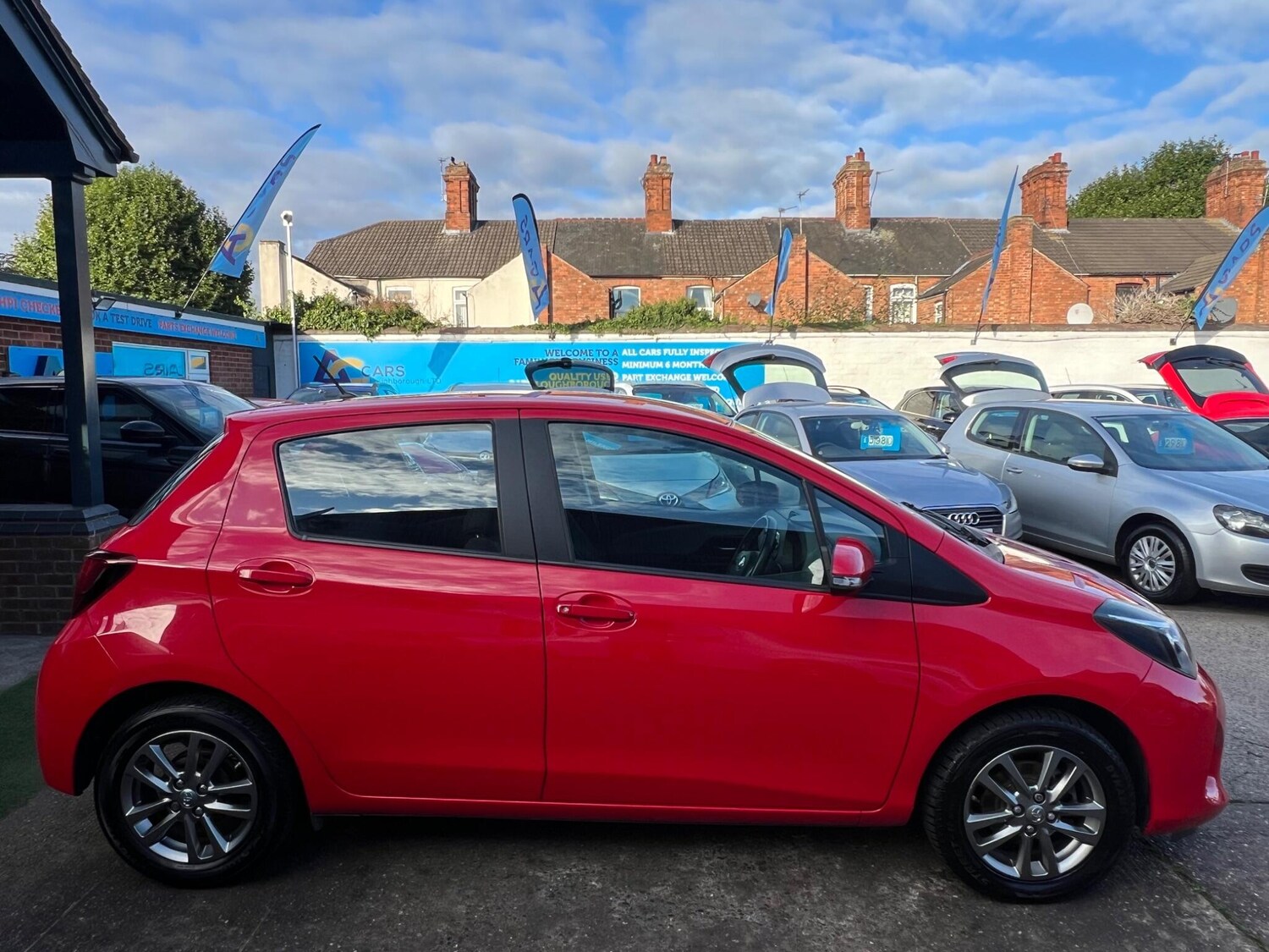 Used Toyota Yaris 2014 for sale - 76041734: Photo 8