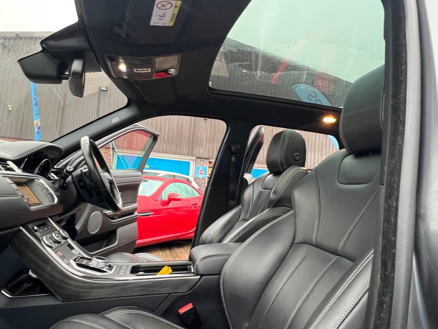 Used Land Rover Range Rover Evoque 2016 for sale - 76592231: Photo 40