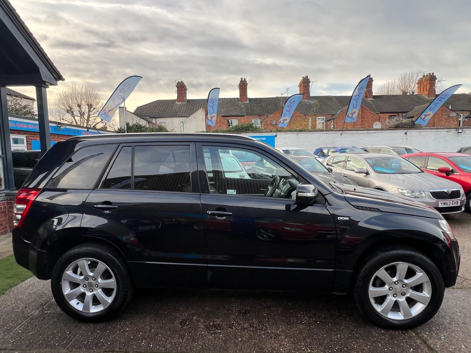 Used Suzuki Grand Vitara 2011 for sale - 76832340: Photo 8