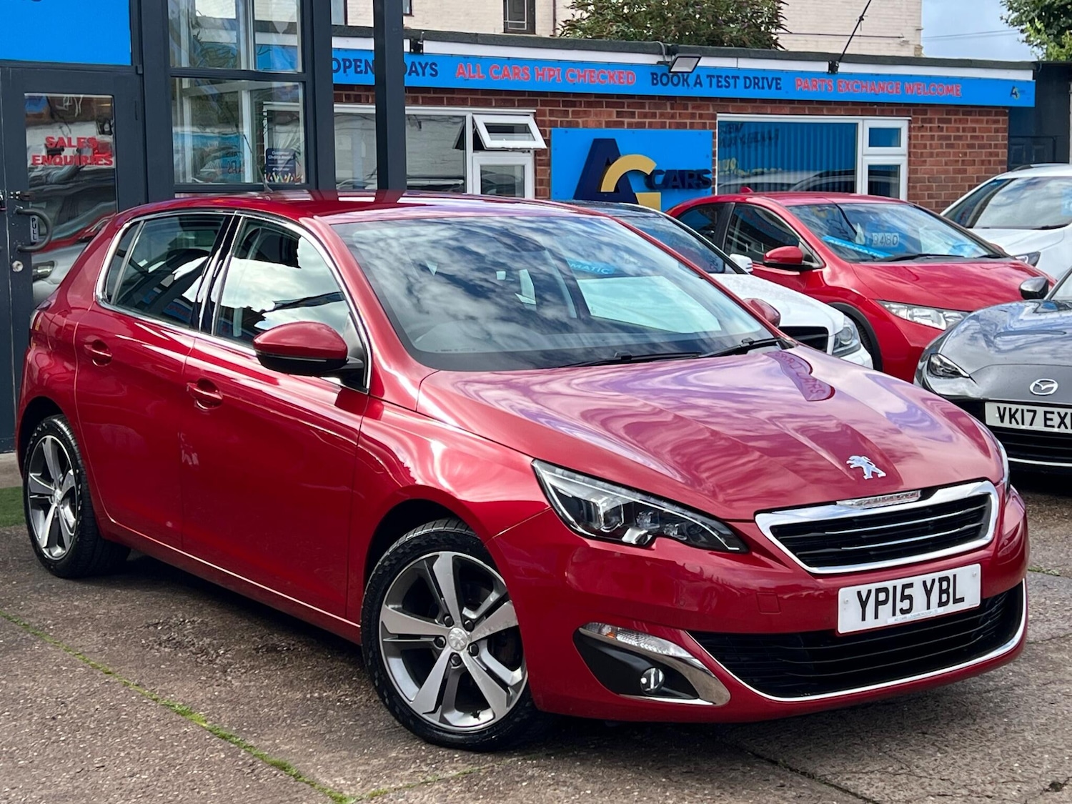 Used Peugeot 308 2015 for sale - 76071615: Photo 1