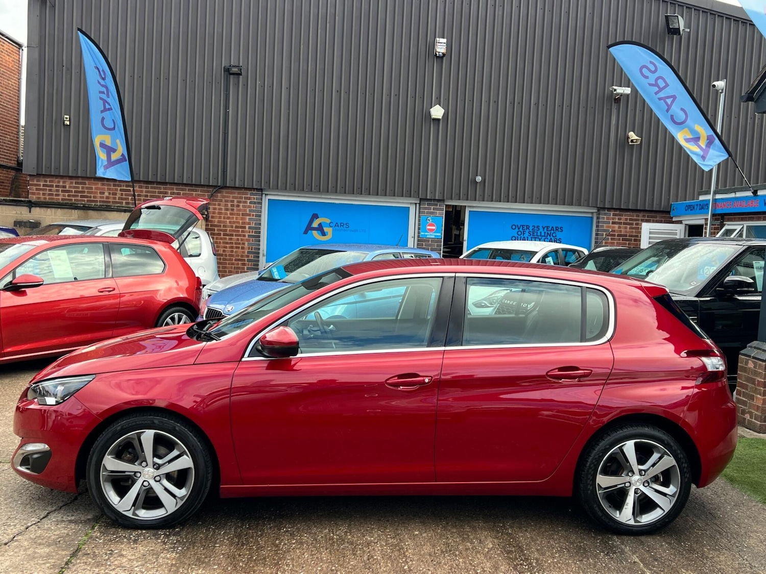 Used Peugeot 308 2015 for sale - 76071615: Photo 9