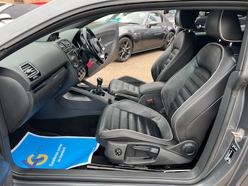 Used Volkswagen Scirocco 2016 for sale - 75544028: Photo