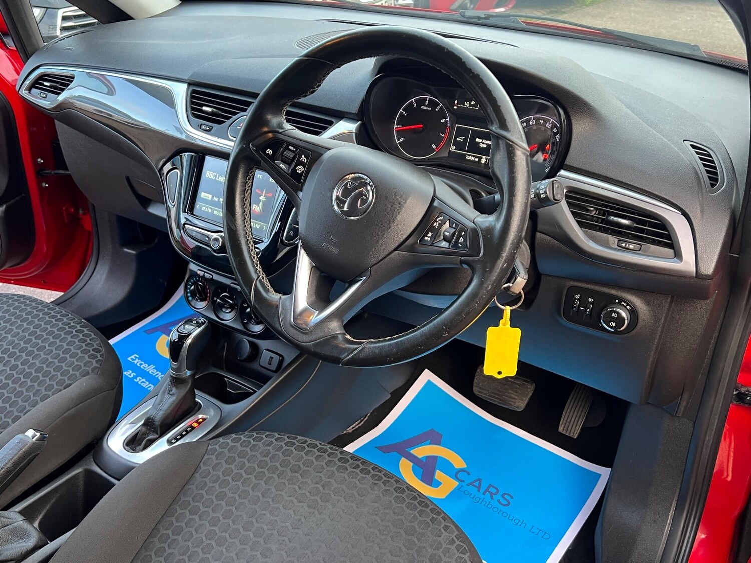 Used Vauxhall Corsa 2017 for sale - 76832485: Photo 3