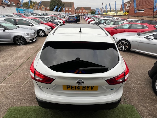 Used Nissan Qashqai 2014 for sale - 76269900: Photo 17