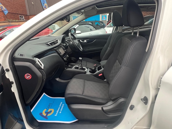 Used Nissan Qashqai 2014 for sale - 76269900: Photo 4