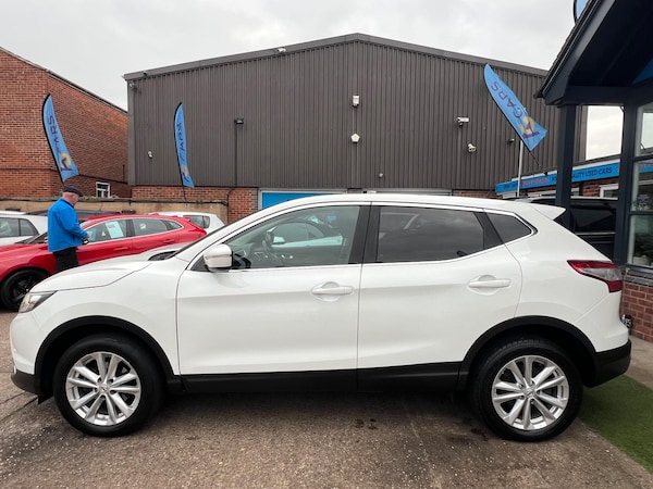 Used Nissan Qashqai 2014 for sale - 76269900: Photo 50