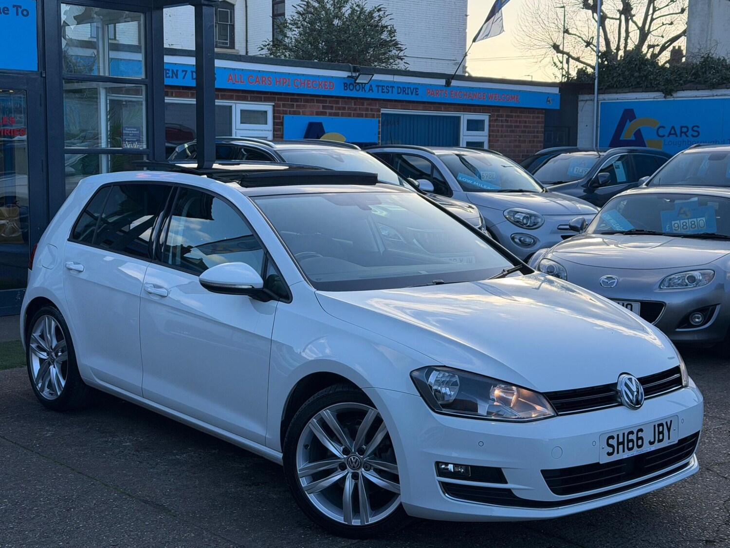 Used Volkswagen Golf 2016 for sale - 77839505: Photo 18