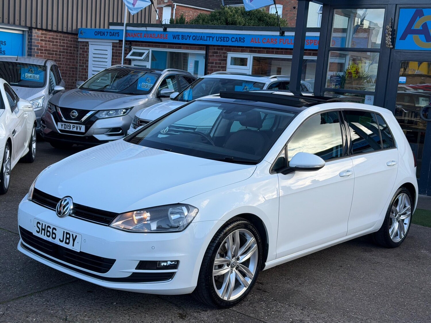 Used Volkswagen Golf 2016 for sale - 77839505: Photo 19