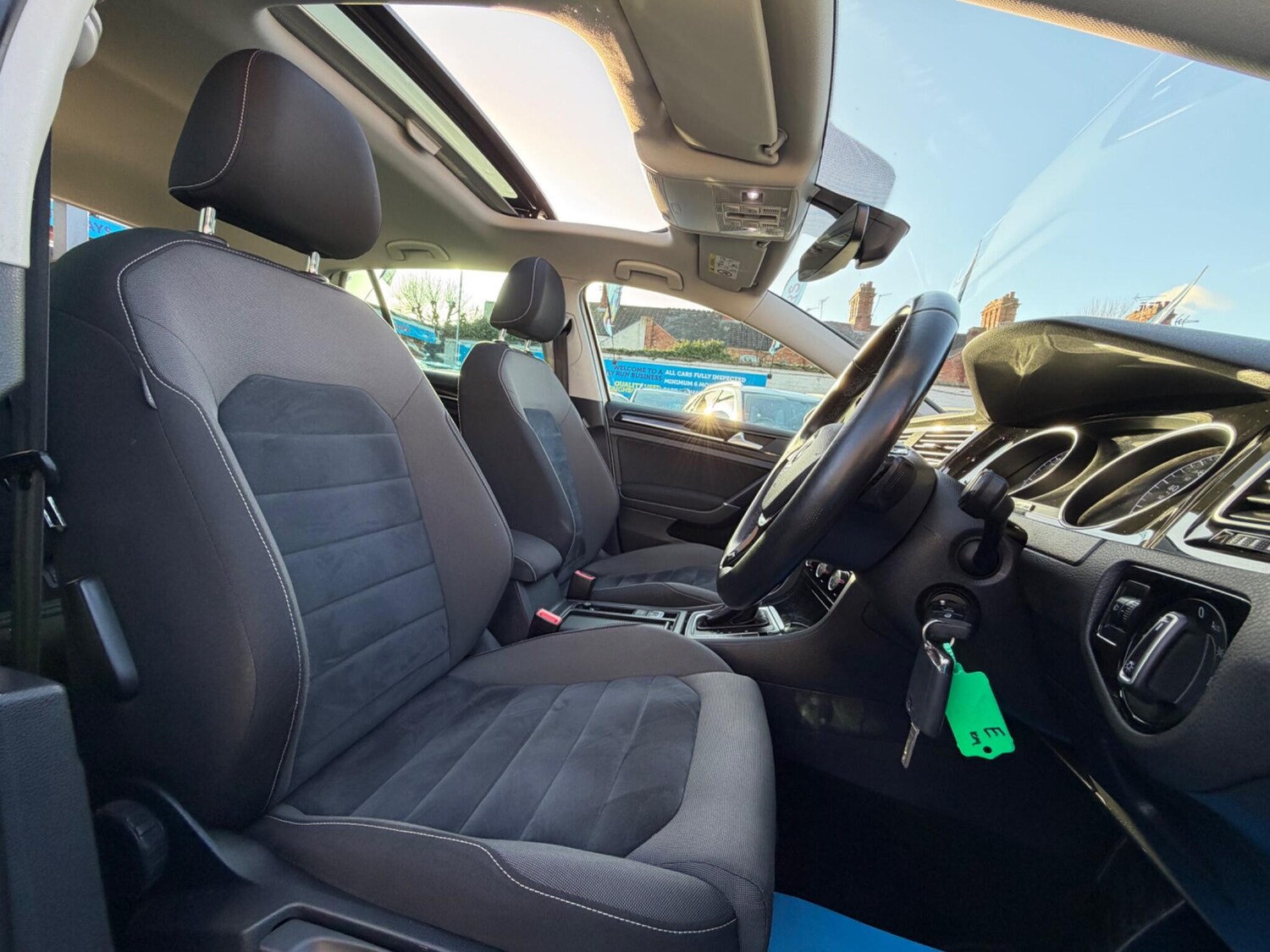 Used Volkswagen Golf 2016 for sale - 77839505: Photo 23