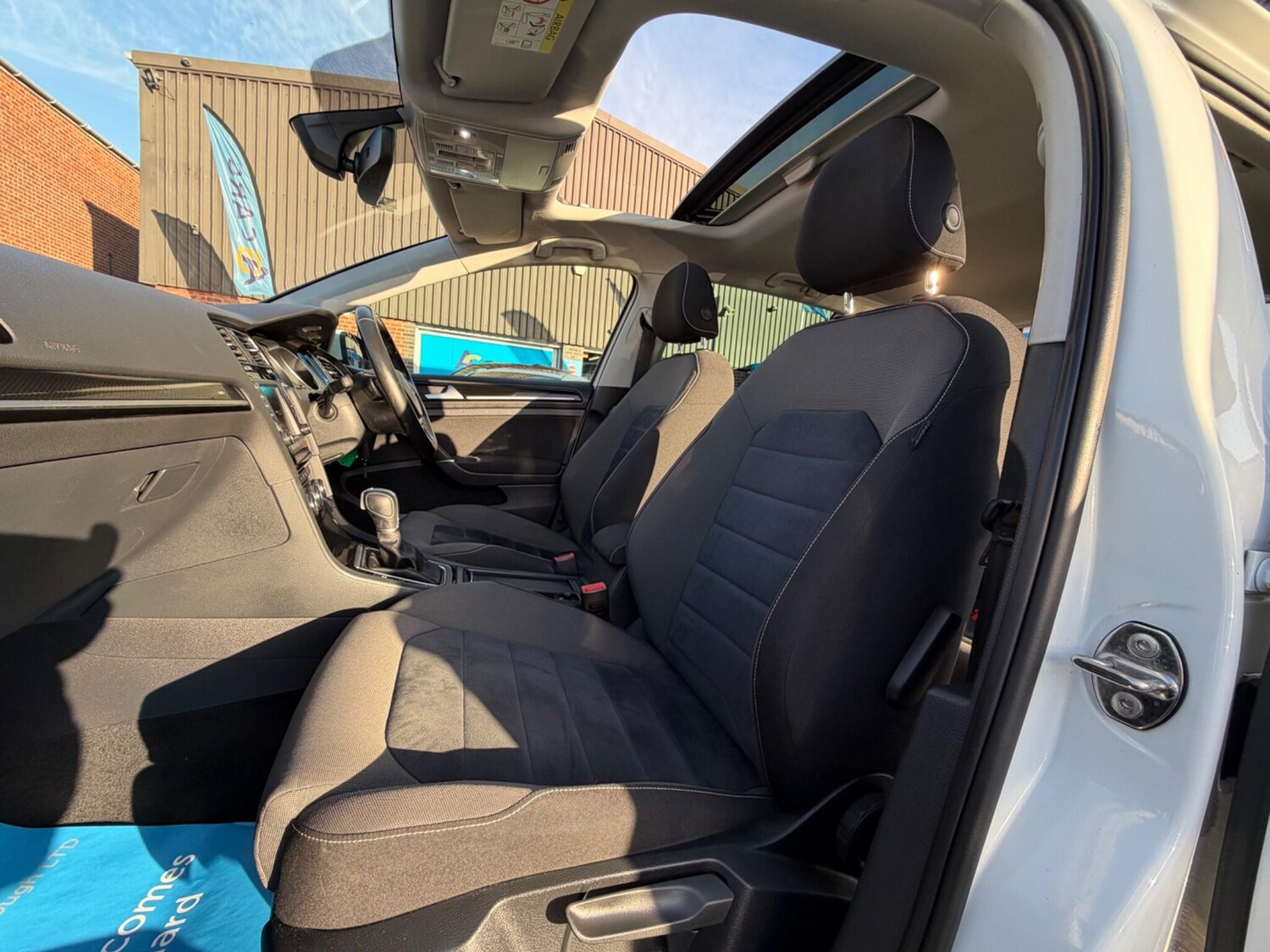 Used Volkswagen Golf 2016 for sale - 77839505: Photo 31