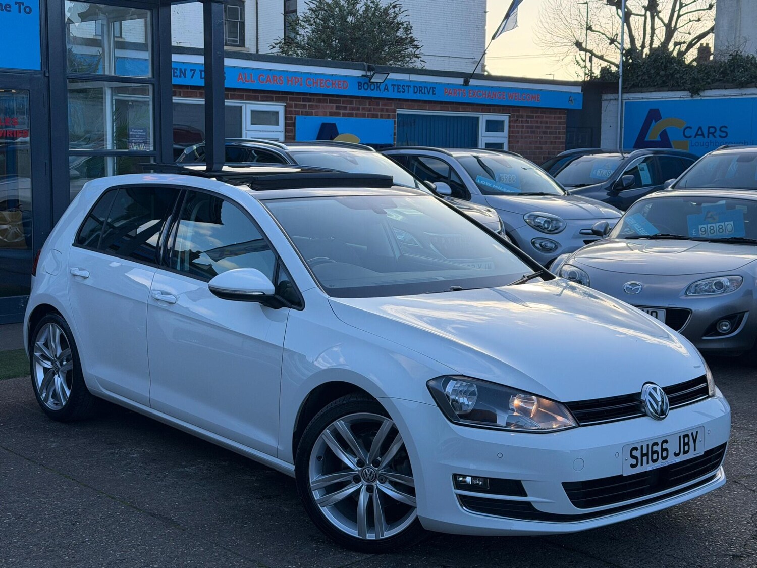 Used Volkswagen Golf 2016 for sale - 77839505: Photo 43