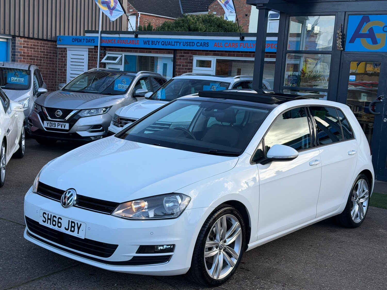 Used Volkswagen Golf 2016 for sale - 77839505: Photo 44