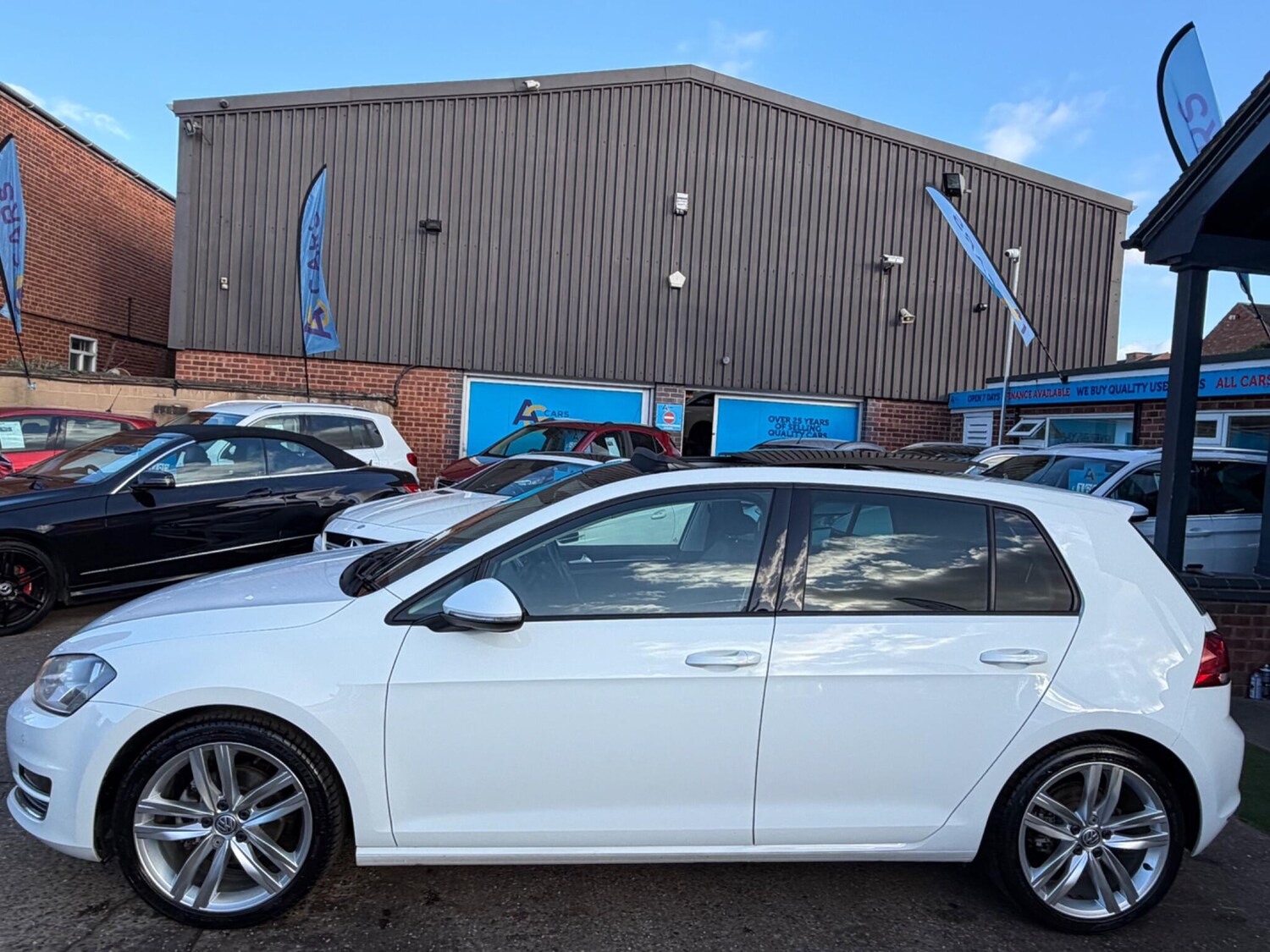 Used Volkswagen Golf 2016 for sale - 77839505: Photo 49