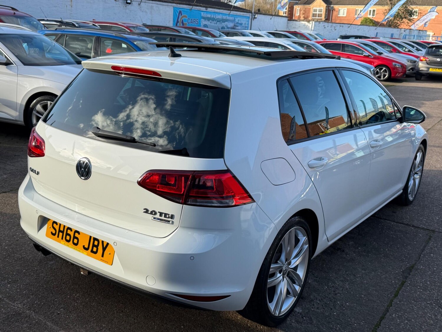 Used Volkswagen Golf 2016 for sale - 77839505: Photo 50