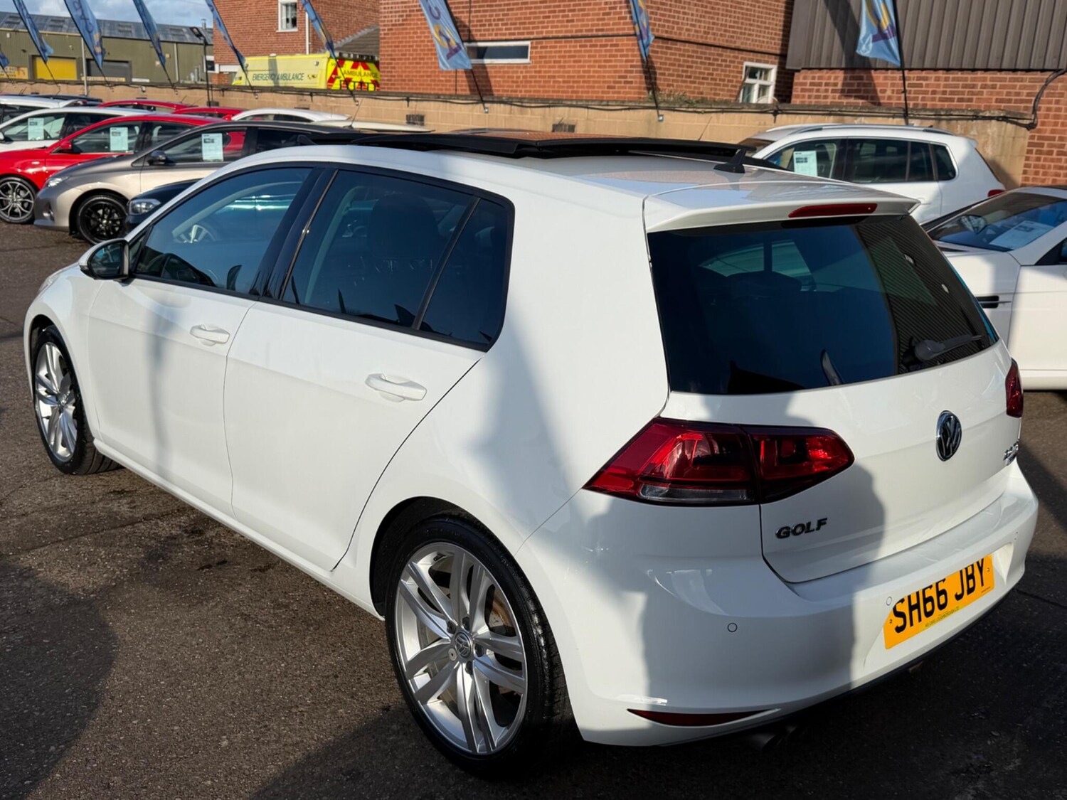 Used Volkswagen Golf 2016 for sale - 77839505: Photo 51
