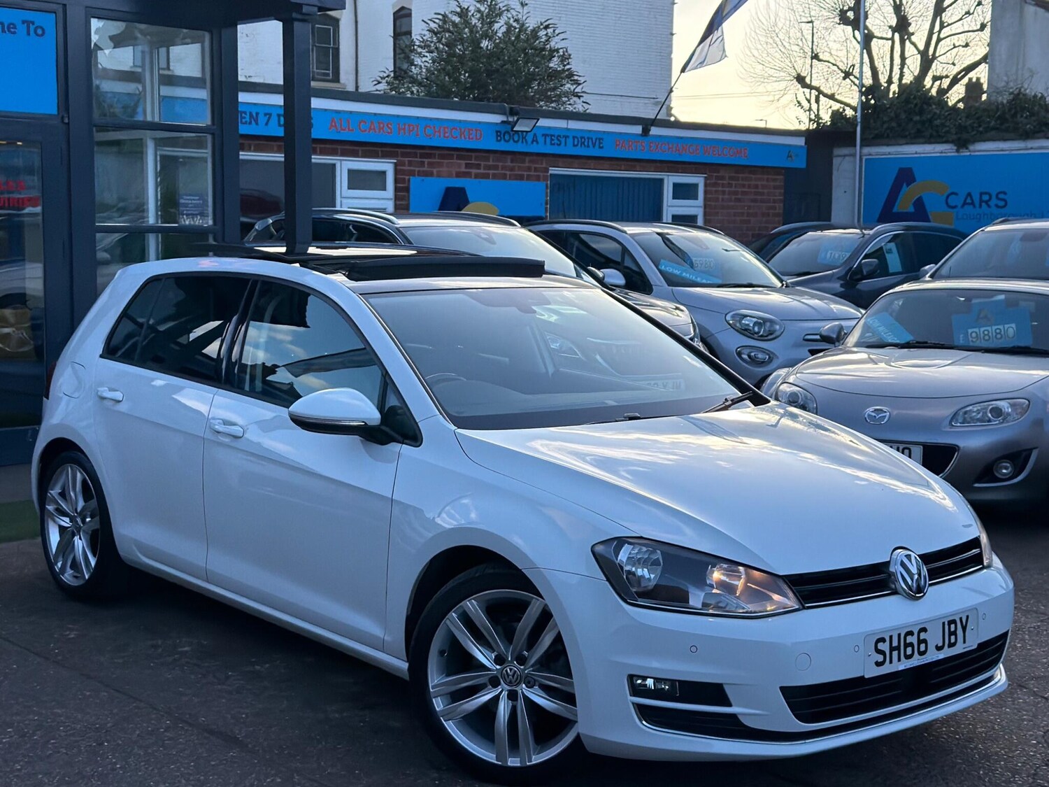 Used Volkswagen Golf 2016 for sale - 77839505: Photo 52