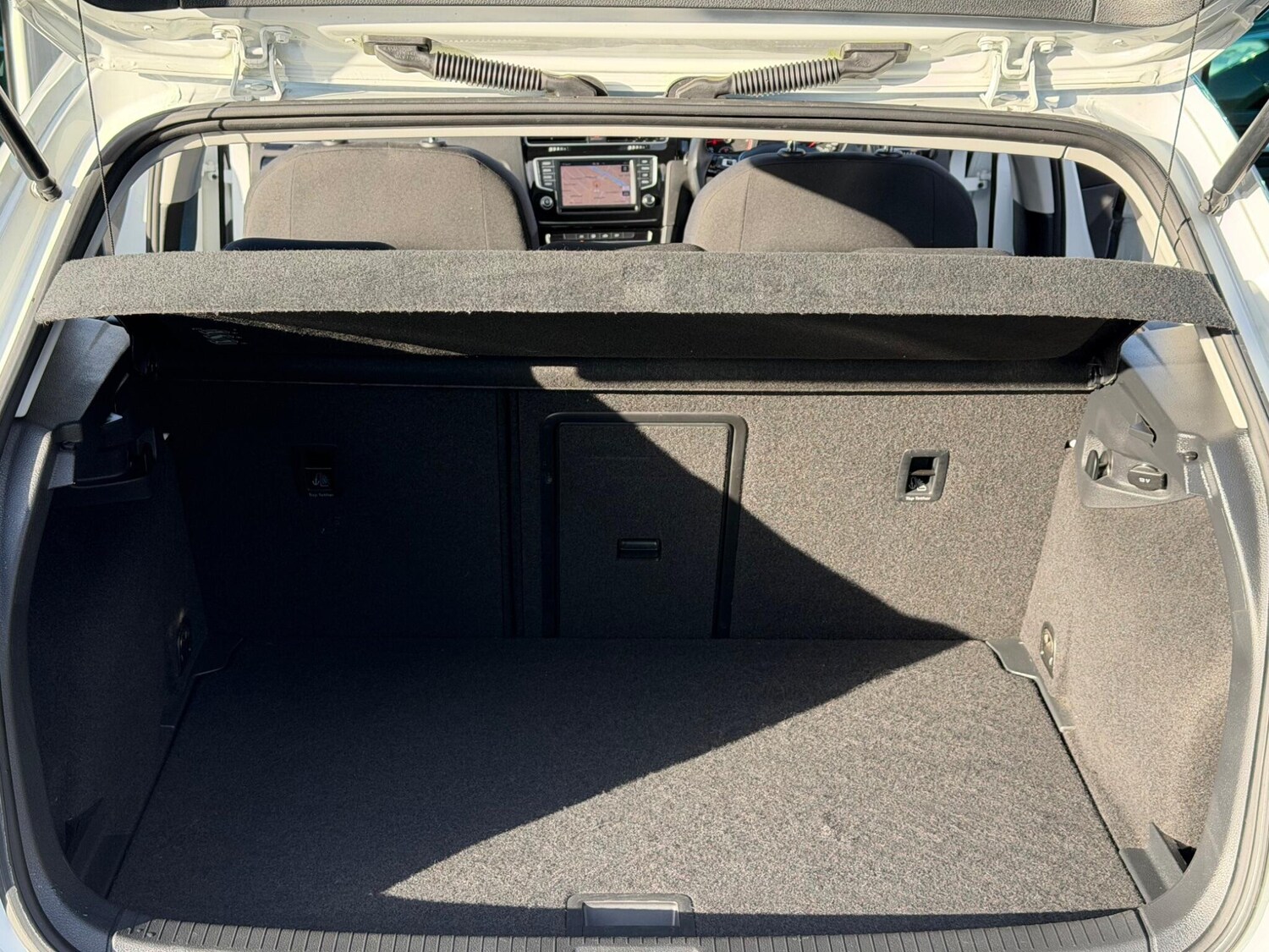 Used Volkswagen Golf 2016 for sale - 77839505: Photo 59