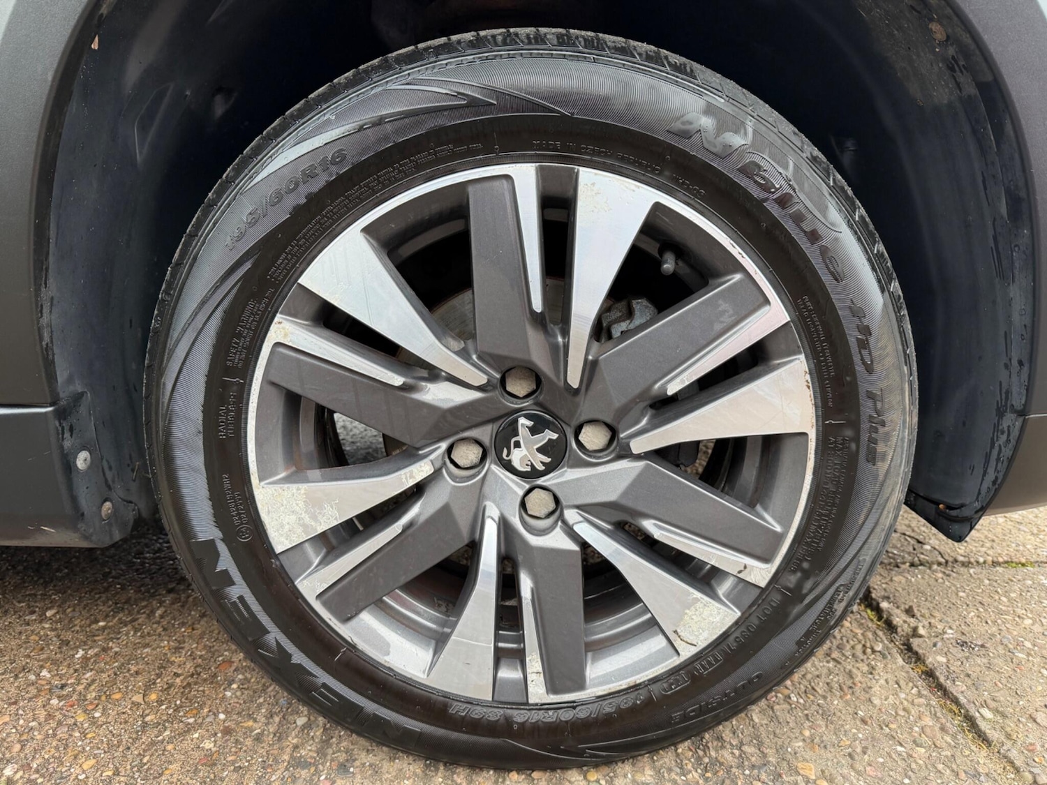 Used Peugeot 2008 2016 for sale - 77424798: Photo 17